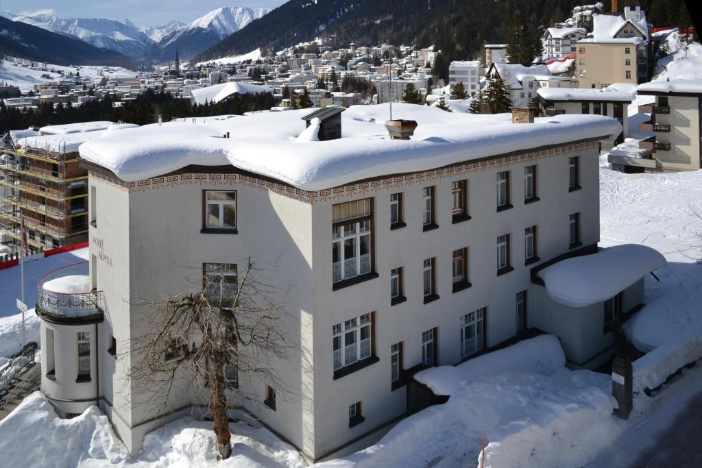 Hotel Alpina Давос Экстерьер фото