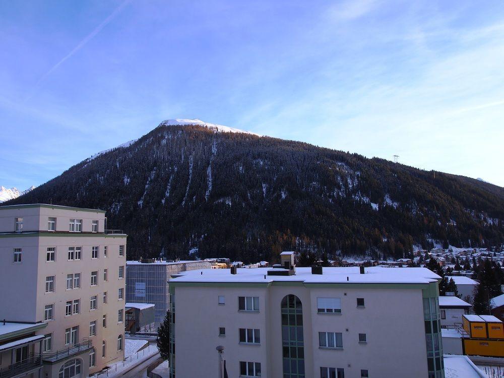 Hotel Alpina Давос Экстерьер фото